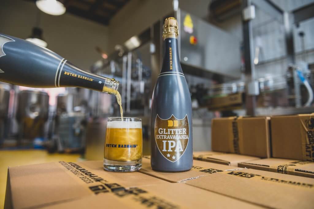 Dutch Bargain lanceert Glitter Extravaganza IPA, hét feestbier van 2021